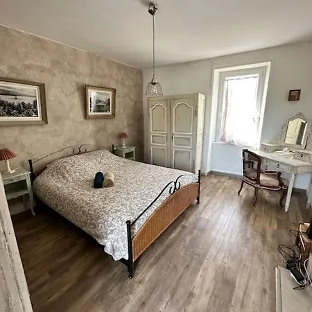 Holiday home Normandie Ferme Restauree Du 18eme Avec Jacuzzi *